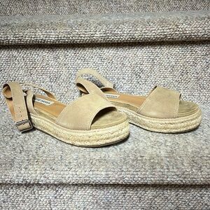 Steve Madden Nude Shoe